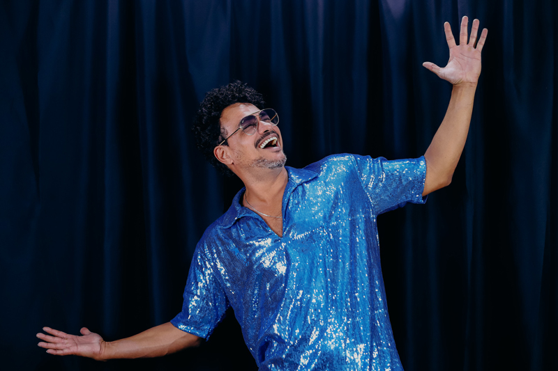 Domingo tem show de Leo Maia em Barueri em homenagem ao Dia dos Pais