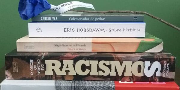 A Flor e a História: página compartilha boa literatura no Instagram