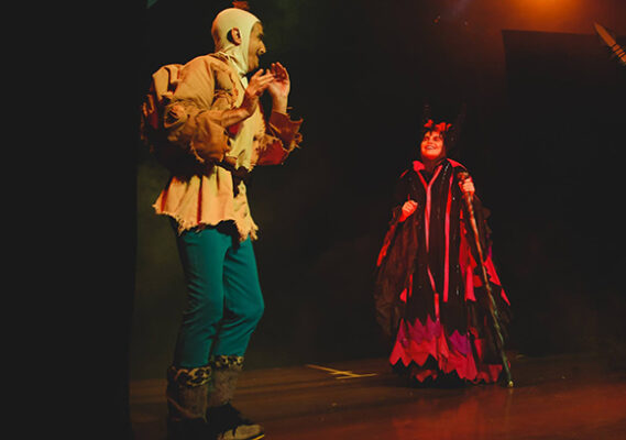 Oficina de teatro tem vagas abertas