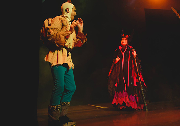 Oficina de teatro tem vagas abertas