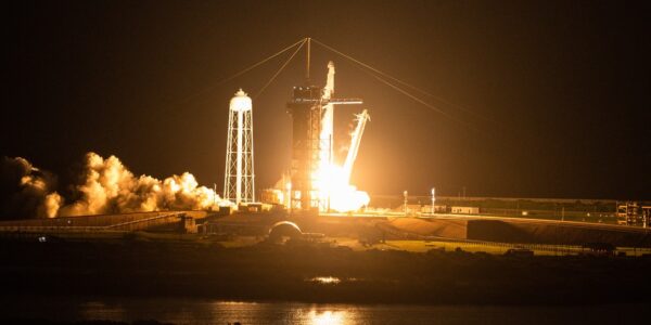 Primeira viagem espacial com civis ficará 3 dias dando voltas na Terra