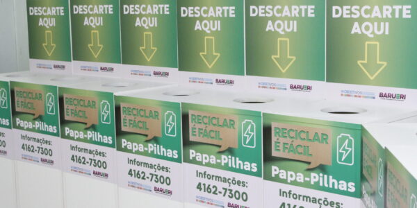 Papa-pilhas são distribuídos em diversos pontos de Barueri