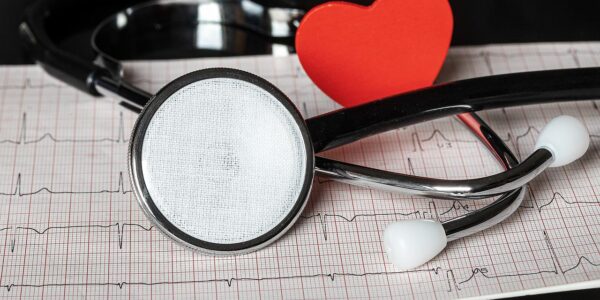 Casos cardiovasculares aumentam no Brasil em decorrência da Covid-19