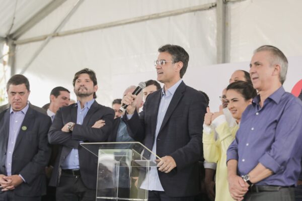 Evento do Governo do Estado em Barueri anuncia investimentos em obras e serviços na região