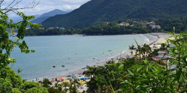 Ubatuba vai cobrar taxa de turistas a partir de junho de 2022
