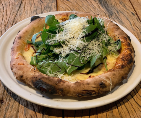Pizza salada