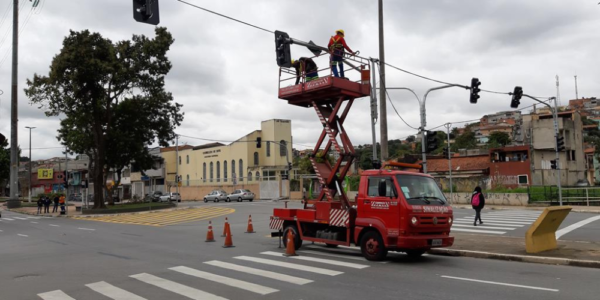 Novos semáforos trazem mais segurança ao trânsito de Barueri