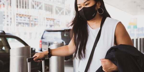 Máscaras voltam a ser obrigatórias em aeroportos e voos nacionais a partir de 25/11