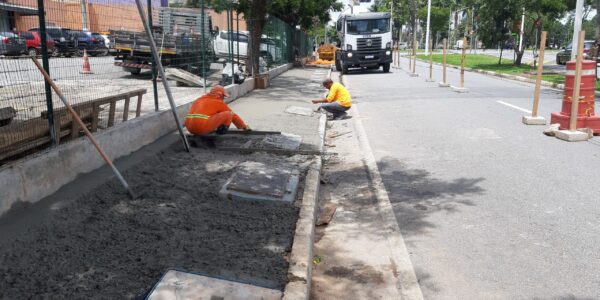 Obras de alargamento de via em Alphaville já estão em estágio avançado