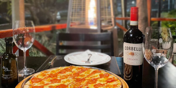 Pizzaria Paulino Alphaville traz menu com mais de 60 sabores e opção de massa sem glúten