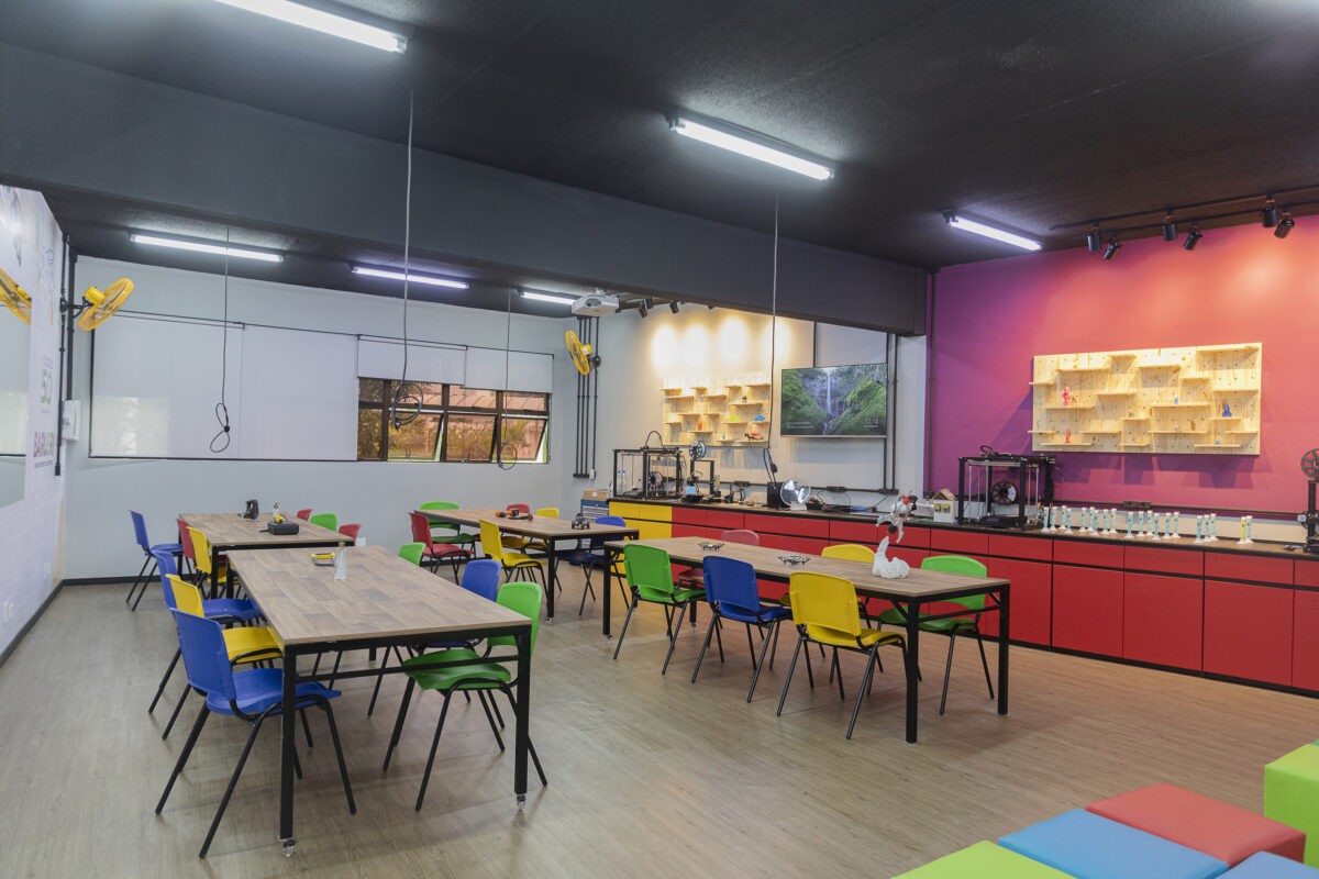 Sala Maker Barueri Alphaville Rede municipal de ensino Ensino 