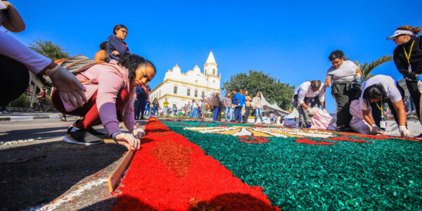 Celebração de Corpus Christi reúne público de mais de 50 mil pessoas em Santana de Parnaíba