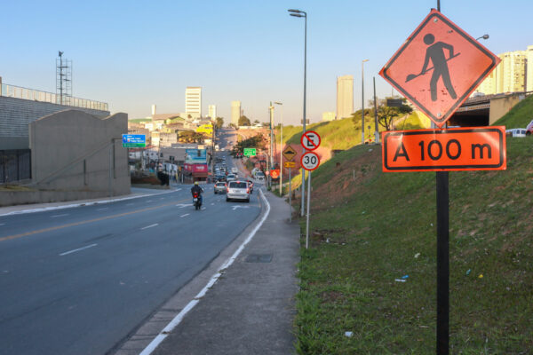 obras na Castello Branco Barueri Alphaville
