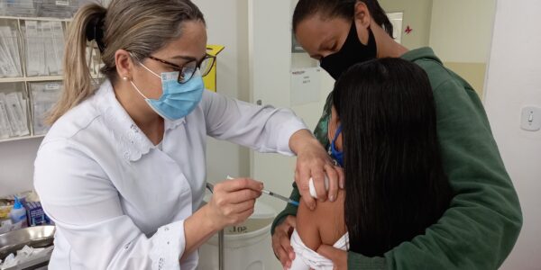 Barueri reforça campanha de vacinação contra meningite