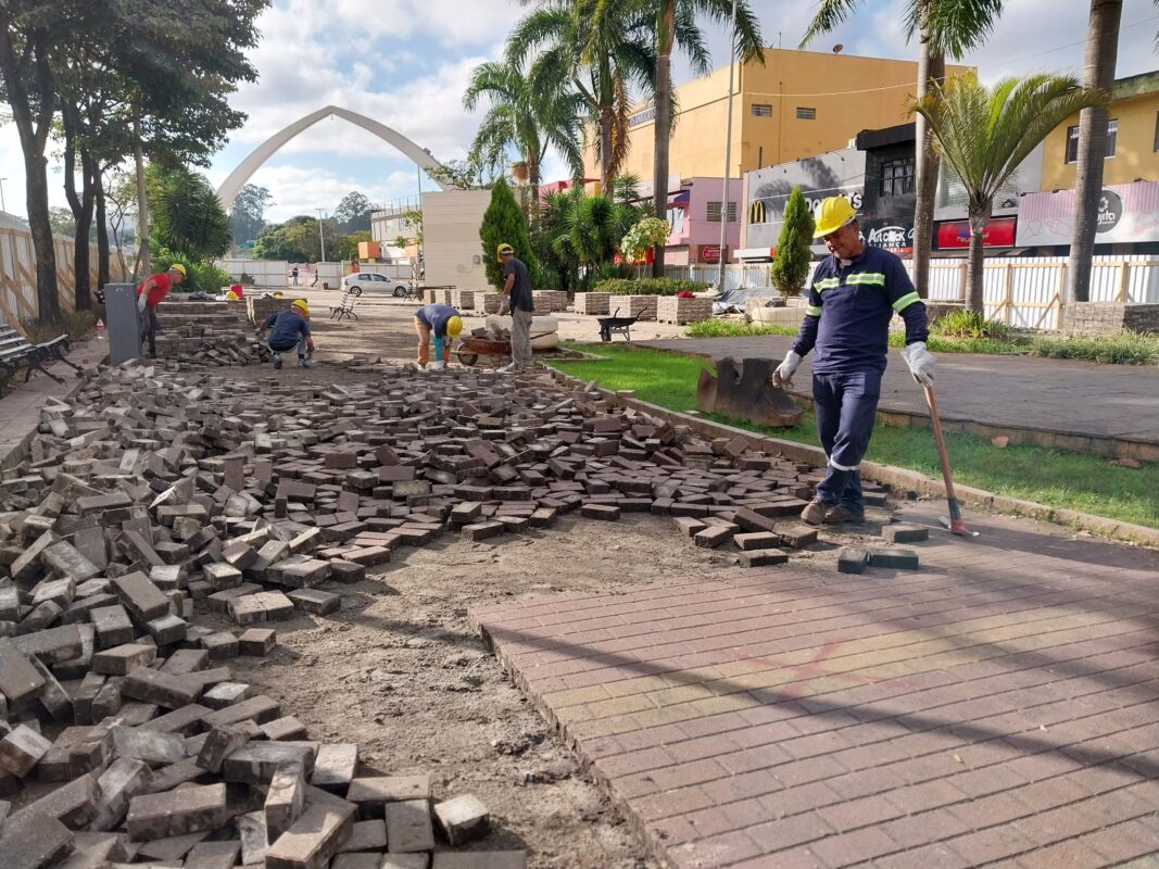 Reforma do boulevard de Barueri inclui remodelação de toda a fiação local