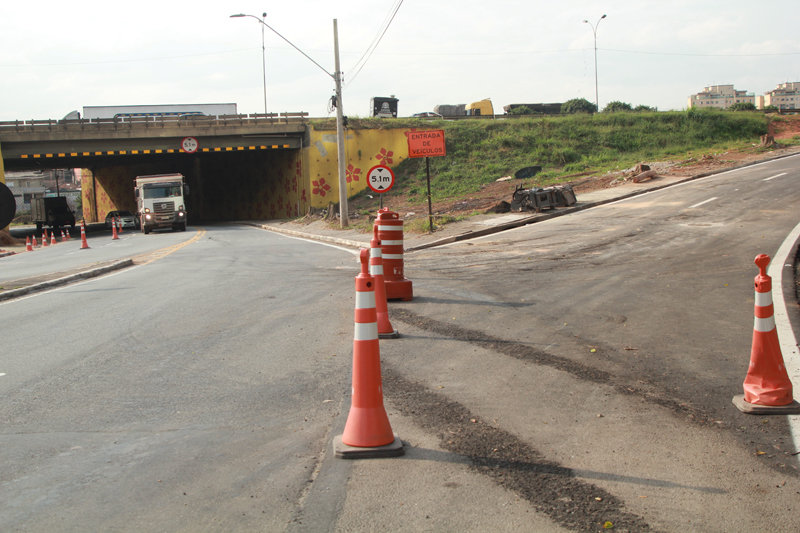 Obras na Castello Branco: novo desvio é liberado próximo à Praça das Artes, em Barueri