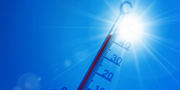 Onda de calor: Defesa Civil de SP orienta sobre hidratação e uso de filtro solar
