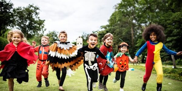 Kids Club do Alpha Square Mall terá programação de Halloween neste sábado, dia 28