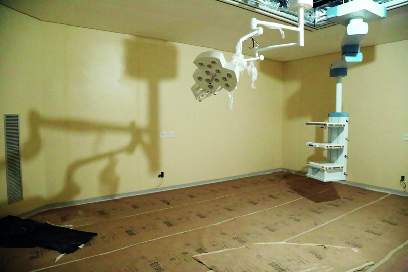 Obras do novo hospital de Santana de Parnaíba avançam e centros cirúrgicos começam a receber equipamentos