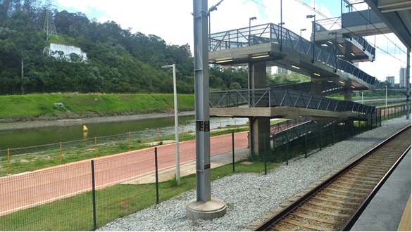 14 passeios gratuitos para visitar com as Linhas 8-Diamante e 9-Esmeralda