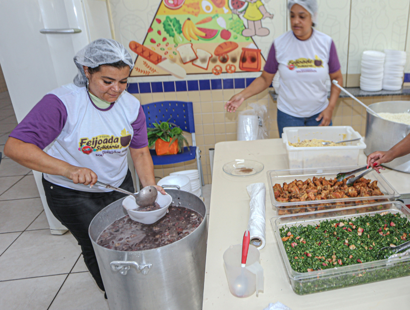 Dia 9 tem Feijoada Solidária, na Arena de Eventos de Santana de Parnaíba
