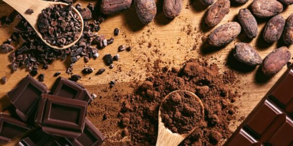 Páscoa: chocolate rico em cacau faz bem à saúde e melhora emocional