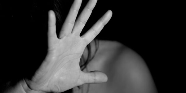 Violência contra a mulher: como fazer uma denúncia à polícia em SP