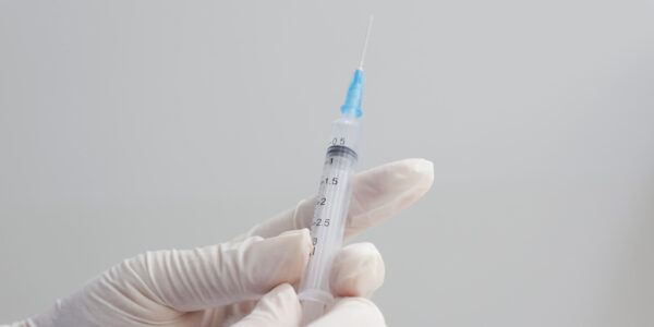 Começa vacinação contra a dengue nas UBSs da região