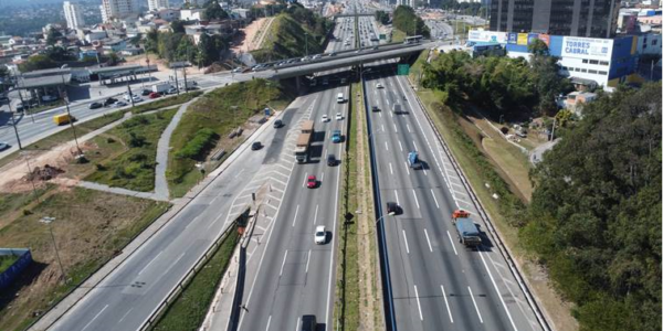 CCR ViaOeste faz obras no km 26 da Castello, em Barueri