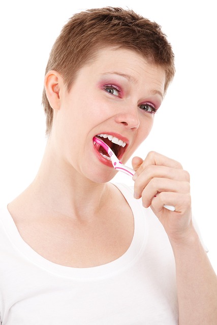 Anvisa alerta sobre reações ao uso de Colgate Total Clean Mint