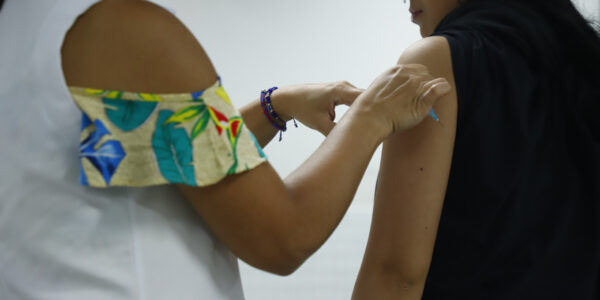 Barueri reforça campanha de vacinação contra o HPV