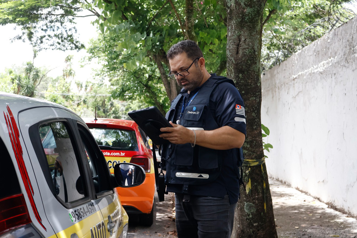 CNH em SP: Detran-SP retira baliza e autoriza carro automático em exame
