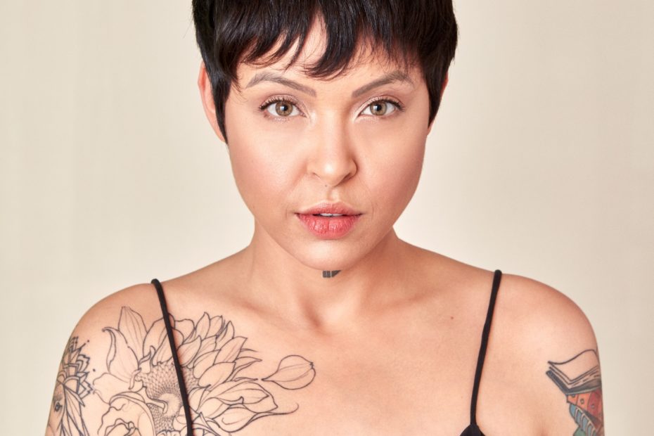 Kell Smith faz show gratuito neste Dia dos Namorados em Barueri
