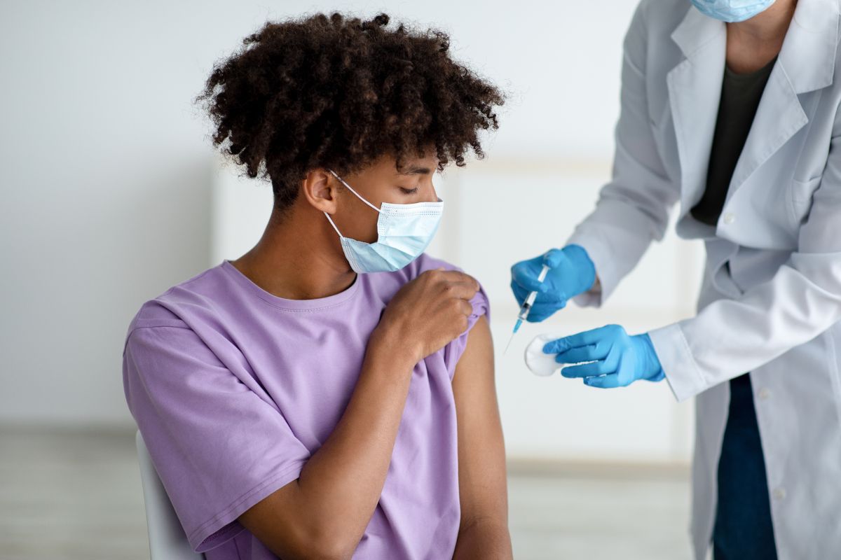 HPV: jovens de 15 a 19 anos têm até 30/6 para se vacinarem pelo SUS