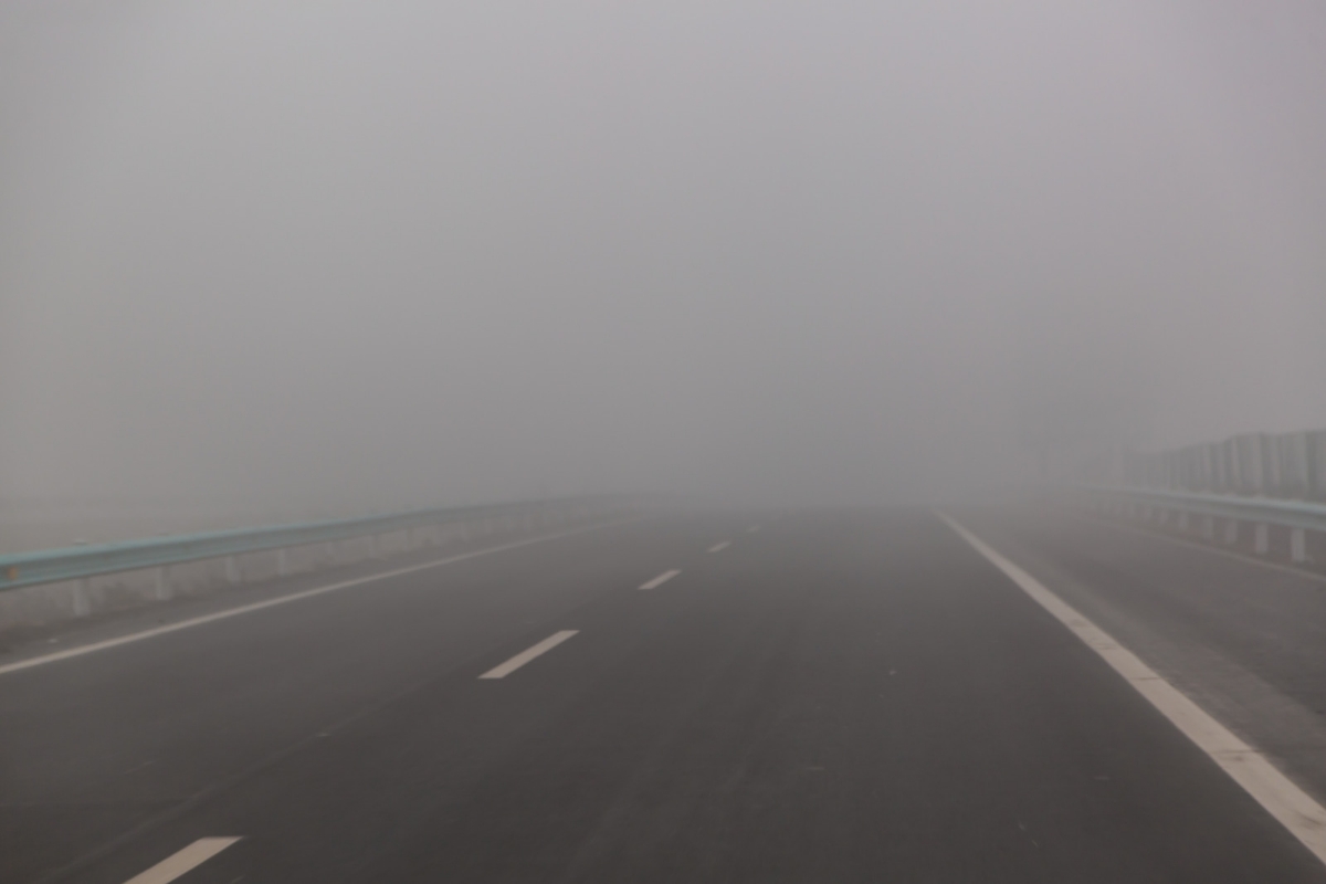 6 dicas para viajar com segurança em períodos de neblina